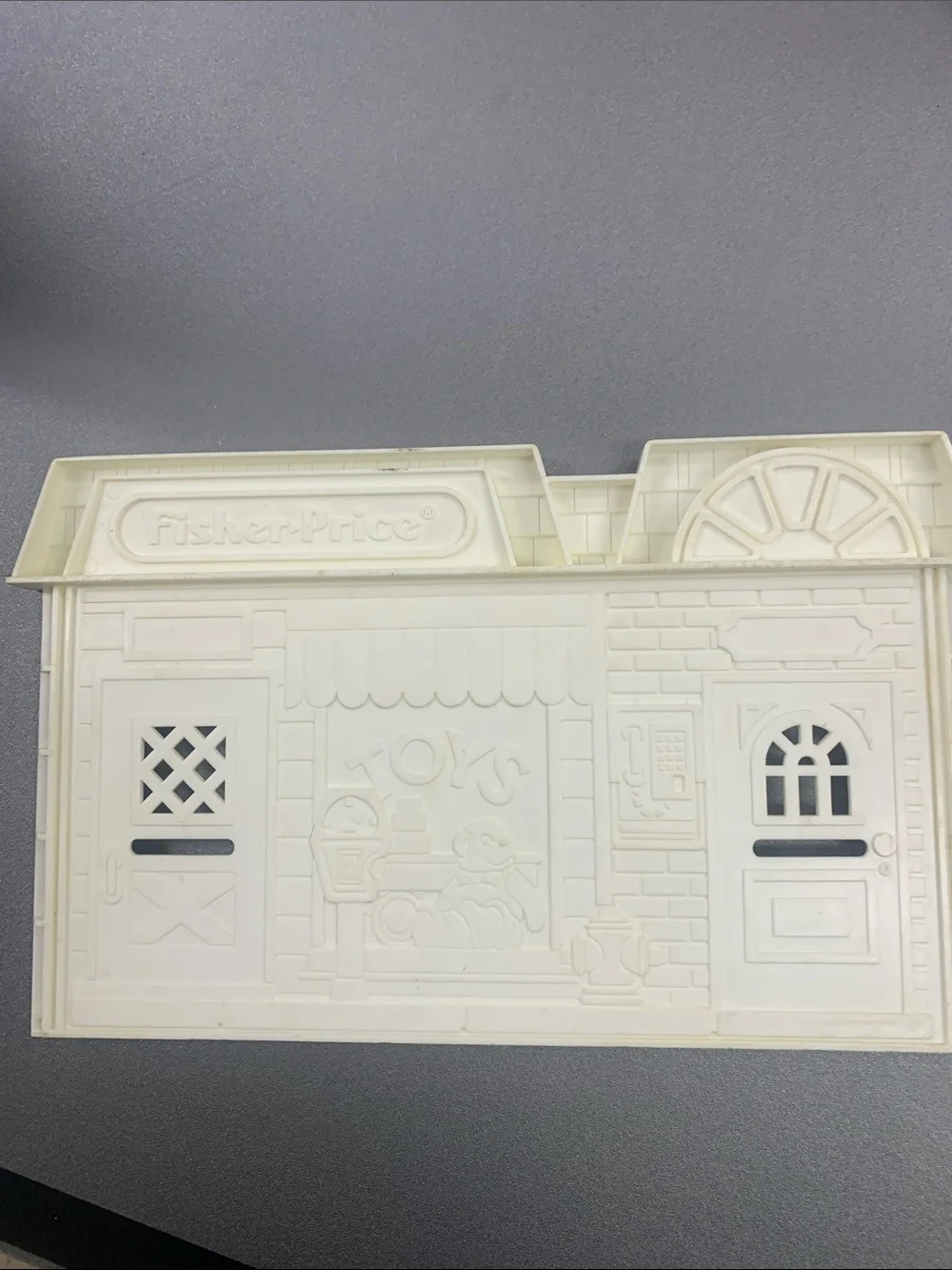 Fisher-Price Main Street Pet Shop Panel - White, Yellow, Blue, Red